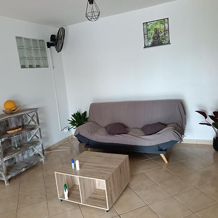 Chez Kelly Et Nicolas, Le Paradis De Sofaia サント・ローズ エクステリア 写真